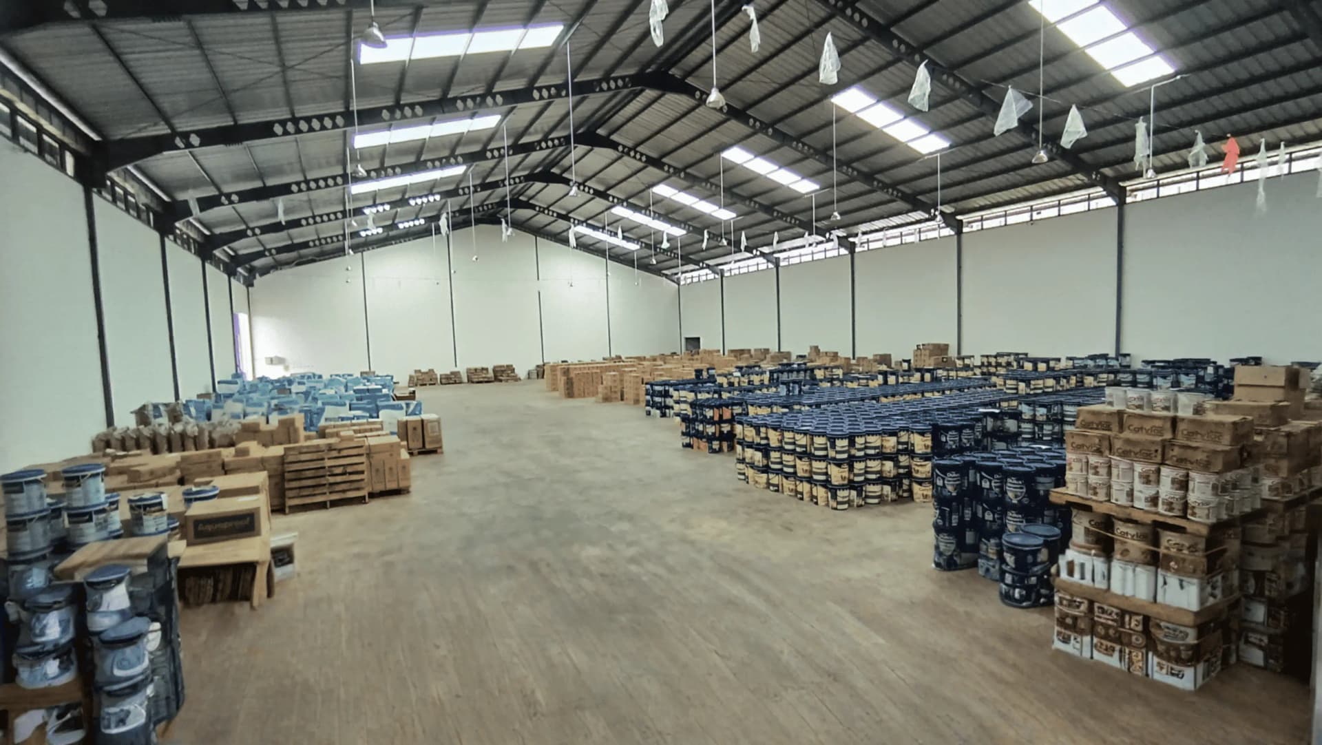 Area Penyimpanan Produk