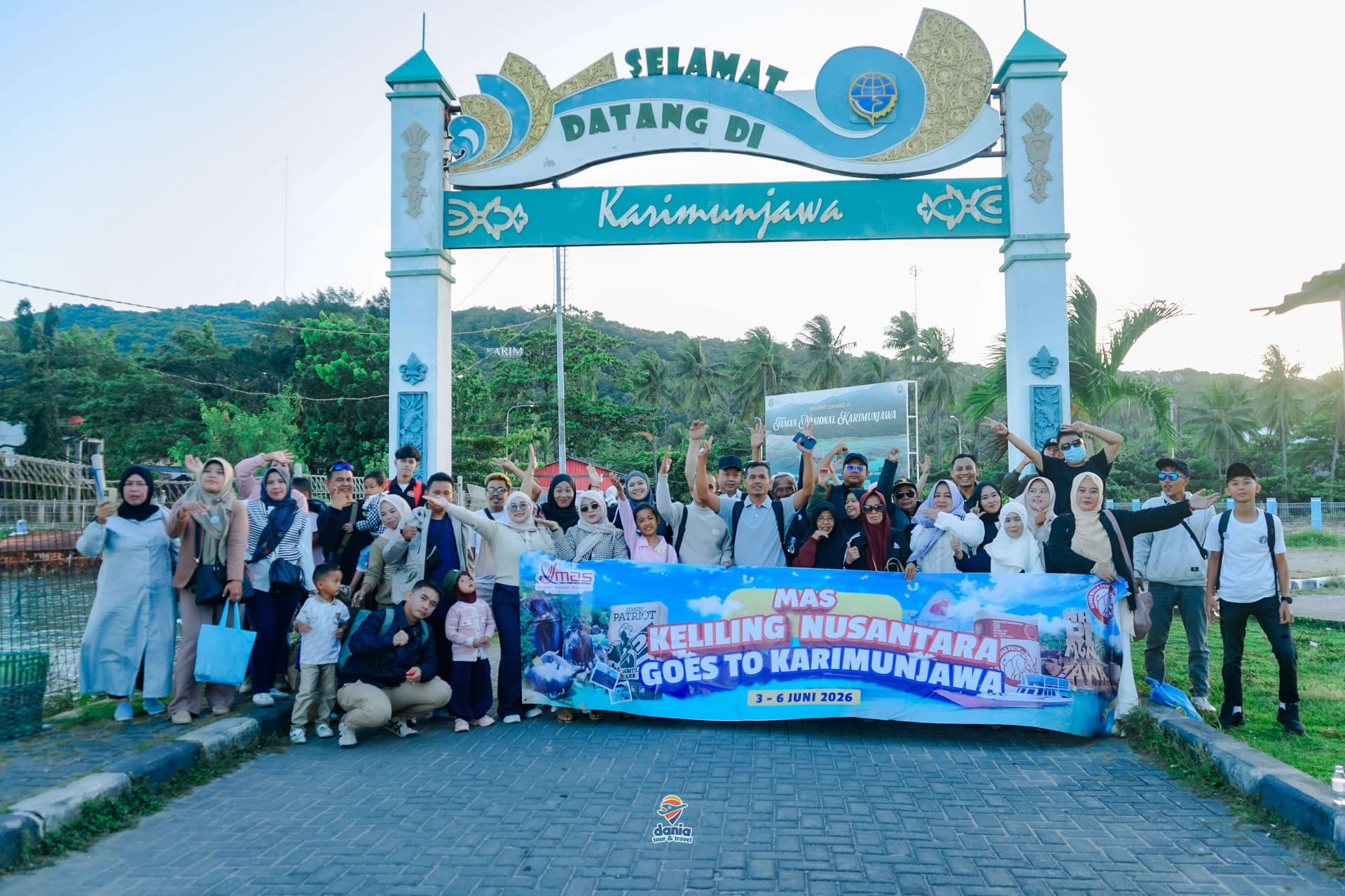 Touring the Archipelago, goes to Karimunjawa